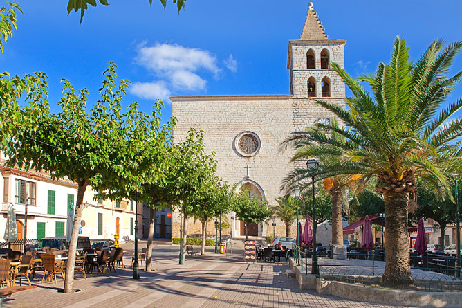 Location: <span>Campanet</span>